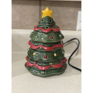 Scentsy RETIRED Christmas Tree Holiday Collection Full Size Wax Warmer. New !